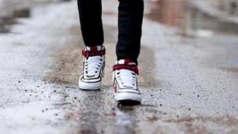 17 yaşlı oğlan itkin düşdü