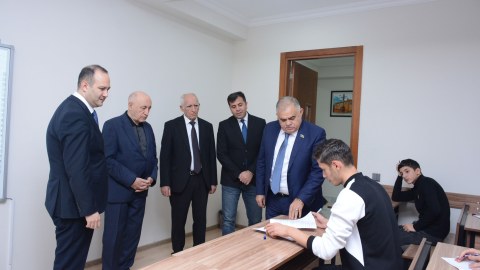 İlahiyyat İnstitutunda qış imtahan sessiyası - FOTOLAR