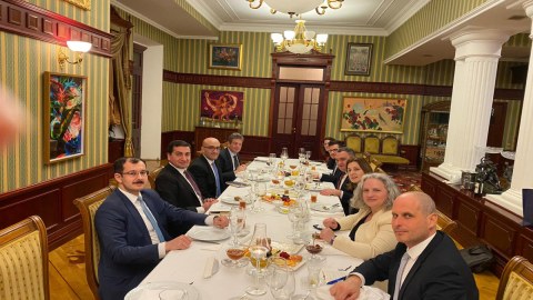 İsraildə səfirliyin açılması əməkdaşlığımızı gücləndirəcək - Hikmət Hacıyev