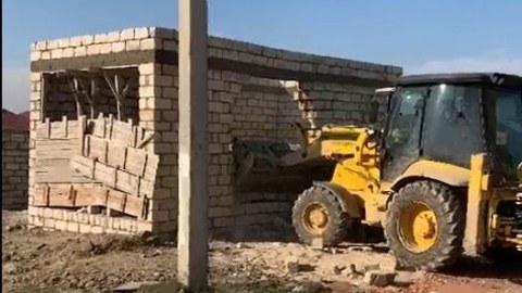 FHN qanunsuz tikilini sökdü - VİDEO