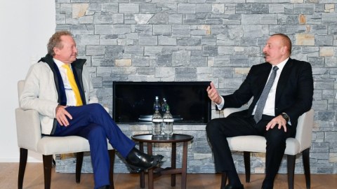 Prezident Davosda daha bir görüş keçirdi  - YENİLƏNİB 