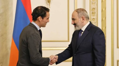 Paşinyan NATO-nun xüsusi nümayəndəsini qəbul etdi