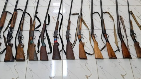Astarada 10 ədəd qanunsuz silah götürüldü 