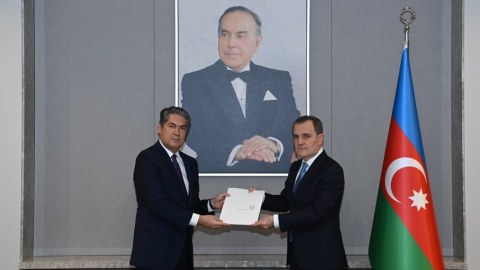 Nazir Yunanıstan səfirini qəbul etdi 