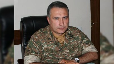 Ermənistanda korpus komandiri işdən qovuldu - YENİLƏNİB