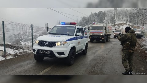Rusiya hərbçilərinin daha 24 maşını Xankəndidən Ermənistana getdi