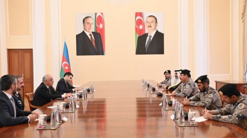 Əli Əsədov ərəb generalla danışıqlar aparıb