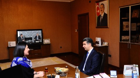 İcra başçısı Şəhid Dövlətzadə Cəbrayılın anası ilə görüşüb - FOTO
