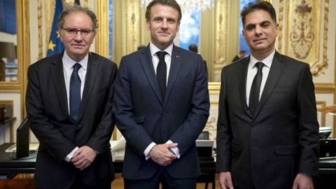 Makron Fransa ermənilərinin liderlərilə Qarabağı müzakirə etdi