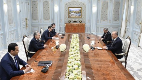 Özbəkistan Prezidenti Çavuşoğlunu qəbul edib
