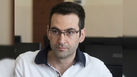 Ermənistanda komissiya sədri istefa verdi