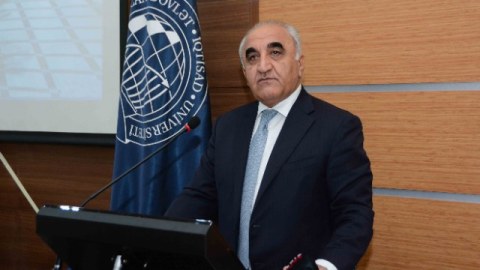 Rektor İctimai Şura qarşısında hesabat verdi - FOTOLAR