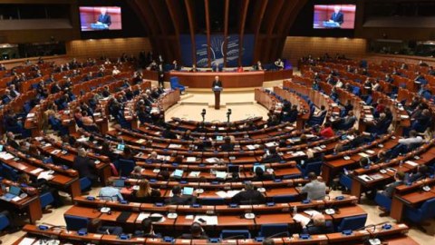 AŞPA Ukrayna üzrə beynəlxalq tribunalın yaradılmasına çağırıb