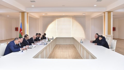 “Azərsu” sədrinin müavini vətəndaşları qəbul edib - FOTOLAR