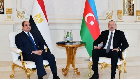 Azərbaycan Misirlə siyasi əlaqələri gücləndirir