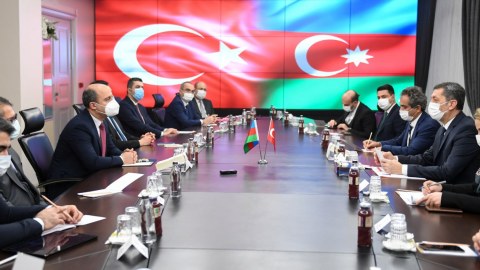 Türkiyənin təhsil naziri Bakıya gəldi - YENİLƏNİB