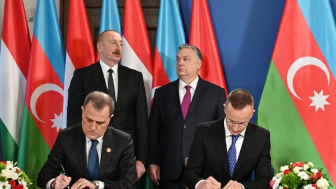 XİN başçıları əməkdaşlıq protokolu imzaladılar