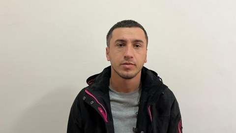 Qaydaları pozan sürücü narkoman imiş