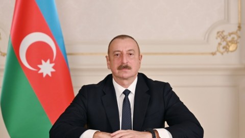 Prezident gəncləri təltif etdi - SİYAHI