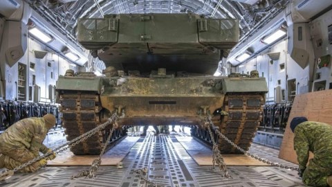 Ukraynaya ilk “Leopard” tankı göndərildi
