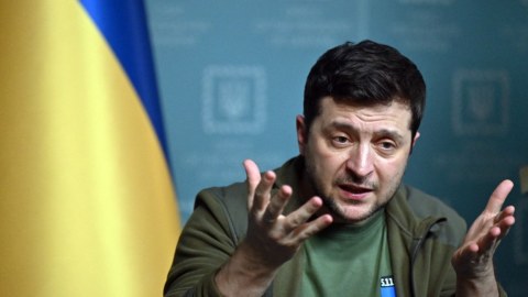 Zelenski Rusiyaya sanksiya tətbiq etdi 