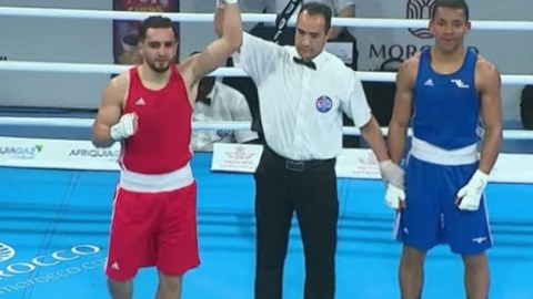 Boksçularımz “Qızıl kəmər”in yarımfinalında