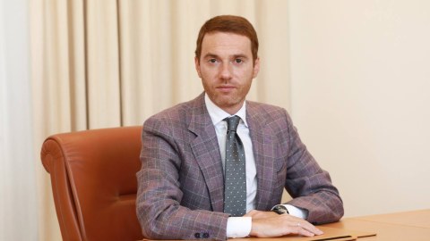 Deputat mandatdan imtina ərizəsi YAZDI