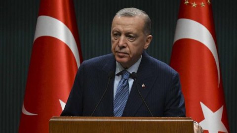 Fransa və Yunanıstan liderlərindən Ərdoğana DƏSTƏK