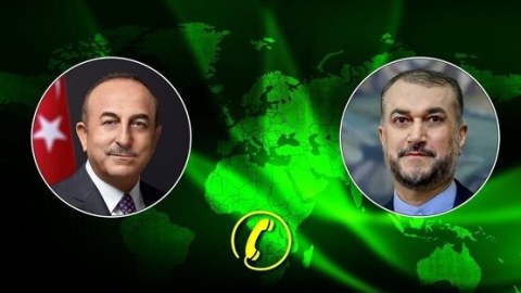 İran da xilasetmə qrupunu Türkiyəyə göndərdi