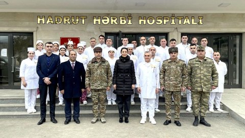 Ombudsman Hadrutda hərbçilərlə görüşüb - FOTO
