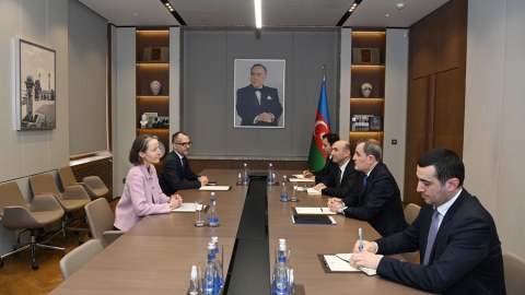 İsveçrə səfiri Azərbaycanı tərk edir - FOTO