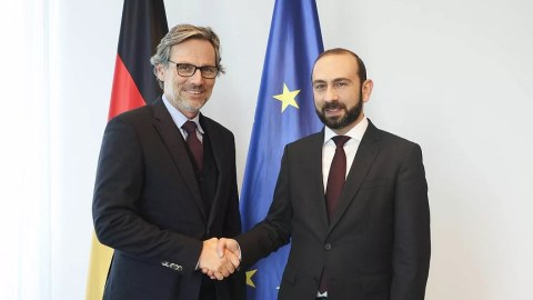 Mirzoyan Almaniyada Azərbaycandan şikayətləndi