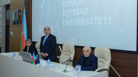 UNEC-də "Oxu mədəniyyəti" layihəsinə start verildi - FOTOLAR