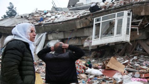 Yunanıstan növbəti dəfə Türkiyəyə xilasedicilər göndərdi