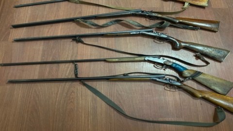 Vətəndaşlardan sənədsiz ov tüfəngləri götürüldü