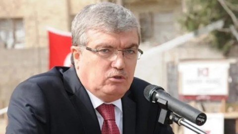 Sabiq deputat zəlzələdə həlak olub