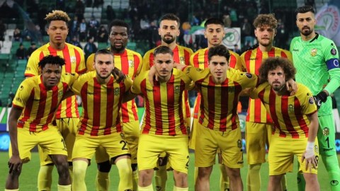 Türkiyənin bu klubu da çempionatda çıxışını dayandırdı