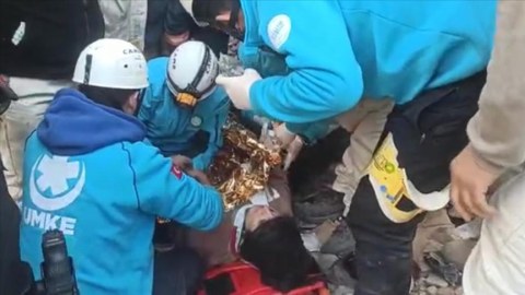 156 saat sonra gələn möcüzə: 18 yaşlı qız xilas edildi