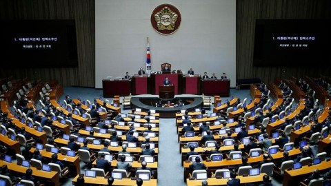 Koreyalı deputatlar maaşlarının 3 faizini Türkiyəyə göndərəcək