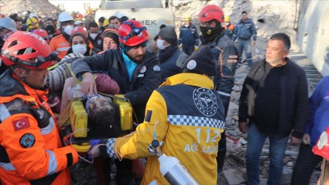 205 saat sonra xilas edilən Ayşəgül 