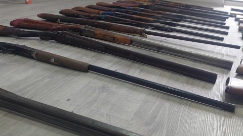 Polis qanunsuz silah saxlayanları cəzalandırdı