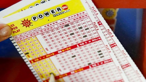 Lotereyalar tarixinin ən böyük uduşu - 2 milyard dollar