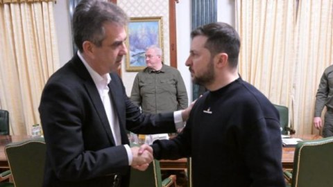 İsrail XİN başçısı Zelenski ilə İranı müzakirə etdi