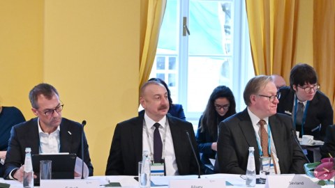 Prezident Münhendə dəyirmi masada iştirak edib - YENİLƏNİB