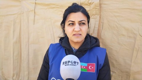 “Əlimizdən nə gəlirsə, əsirgəmirik” - Türkiyəyə köməyə gedən psixoloq