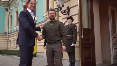 Zelenski Niderland Baş naziri ilə görüşdü