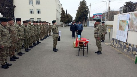 Səfərbərlik bazasında təlim - General tapşırıqlar verdi