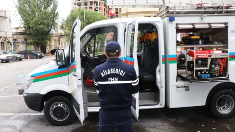 FHN biri azyaşlı olmaqla altı nəfəri xilas edib