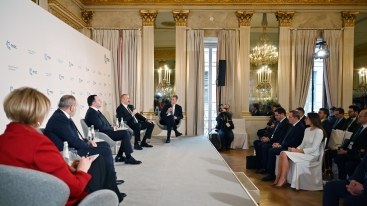 Prezident: Minsk qrupu artıq pensiyaya çıxıb
