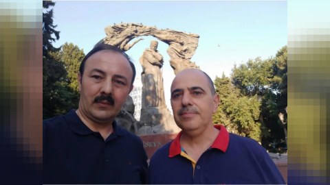 Əkbər Qoşalı kimdir?
